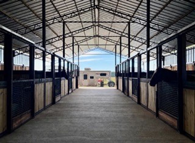 695 County Road 416 Road, Comanche, TX 76442