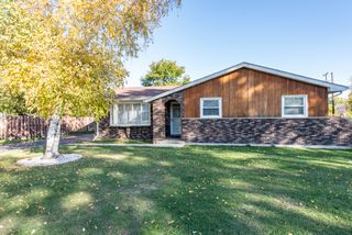 38697 N Cedar Avenue N, Beach Park, IL 60099