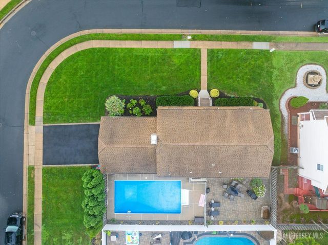 12 Holly Park Drive, South Plainfield, NJ 07080