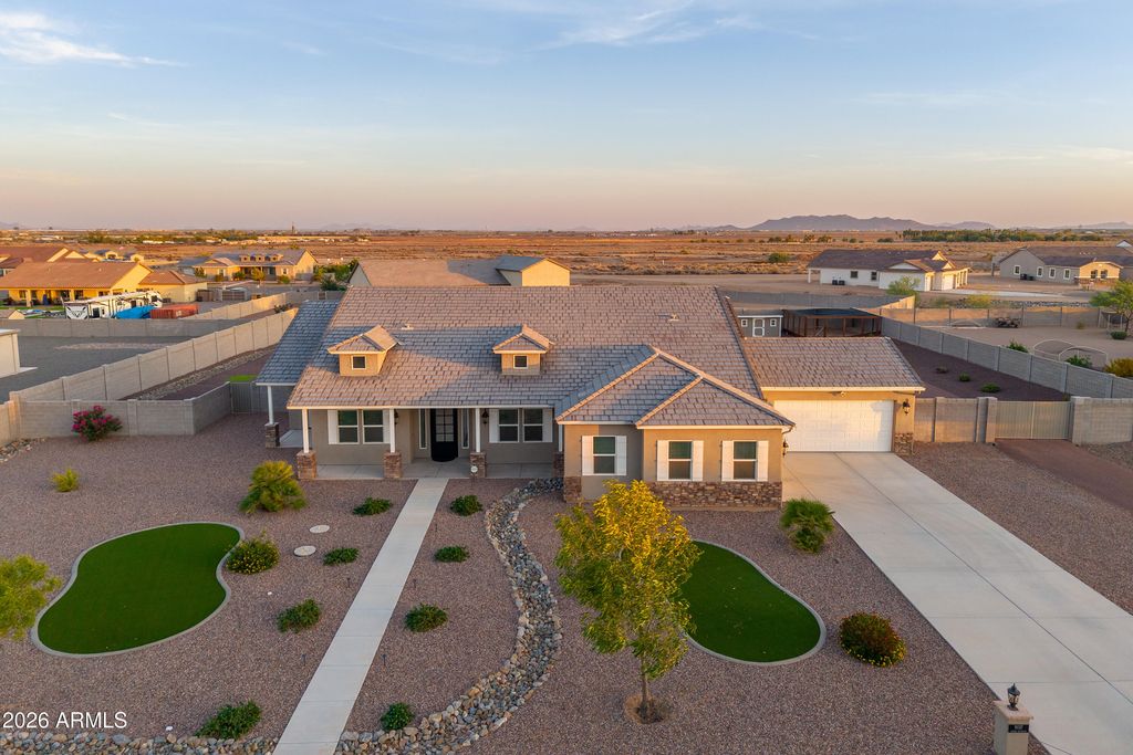 9037 W GARNET MOUNTAIN Drive, Casa Grande, AZ 85194 — photo 5