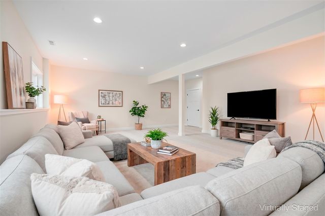5695 Elmgrove Avenue, Richland, MI 49083