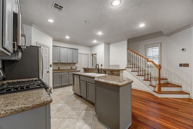 1324 Prince Street, Houston, TX 77008