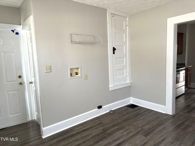 102 Woodland Drive, Johnson City, TN 37601