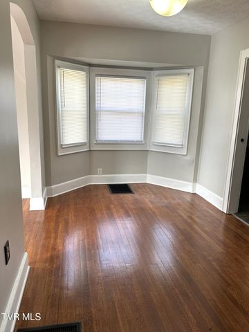 102 Woodland Drive, Johnson City, TN 37601