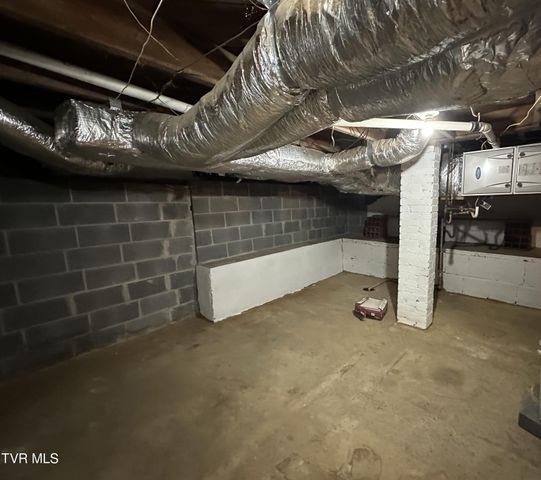 102 Woodland Drive, Johnson City, TN 37601