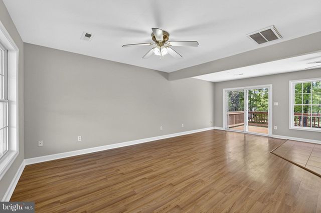 6973 JUSTIN CT E, Remington, VA 22734