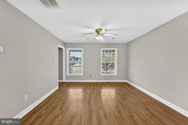 6973 JUSTIN CT E, Remington, VA 22734