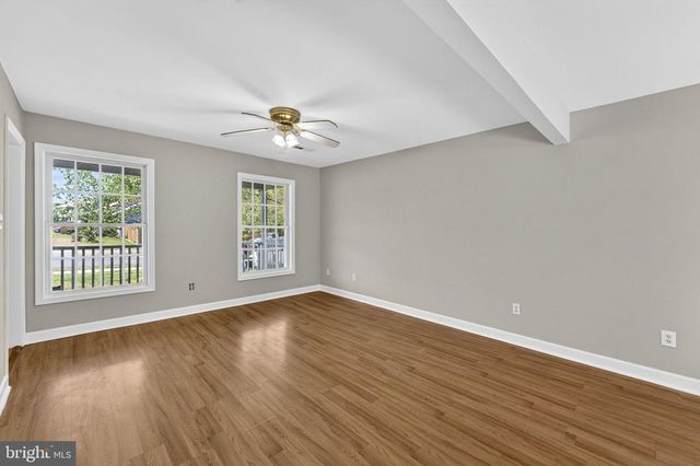 6973 JUSTIN CT E, Remington, VA 22734