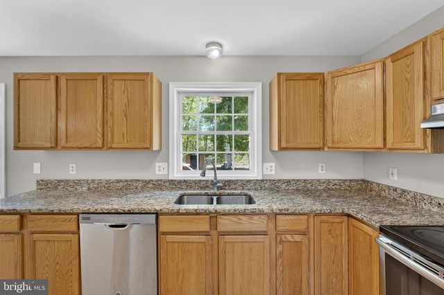 6973 JUSTIN CT E, Remington, VA 22734