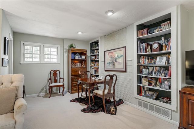 4505 W 77th Street, Prairie Village, KS 66208
