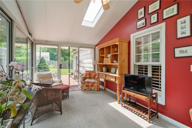 4505 W 77th Street, Prairie Village, KS 66208