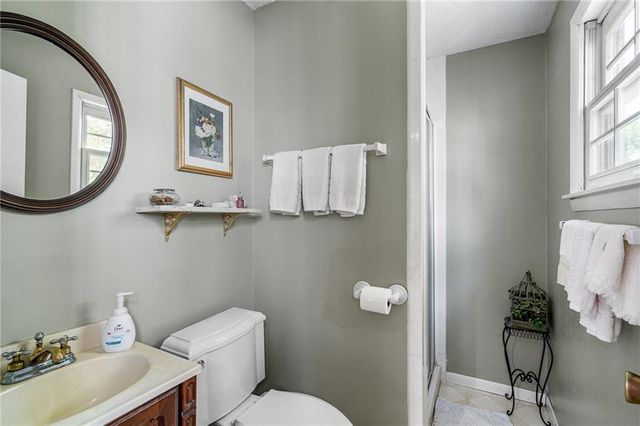 4505 W 77th Street, Prairie Village, KS 66208