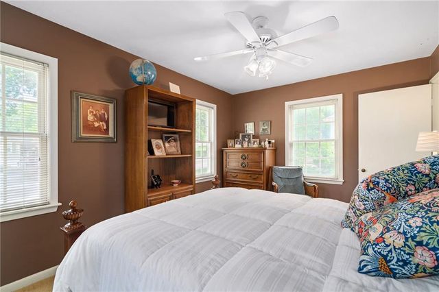 4505 W 77th Street, Prairie Village, KS 66208