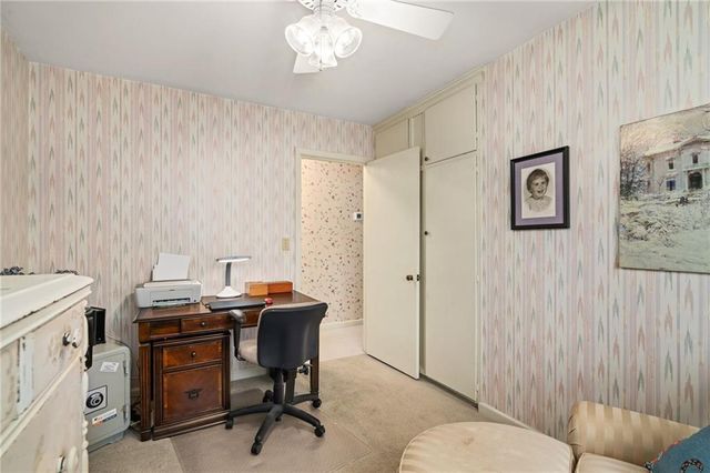 4505 W 77th Street, Prairie Village, KS 66208