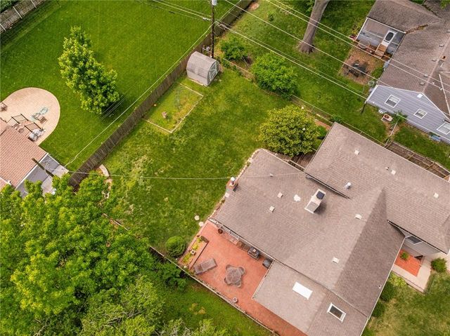 4505 W 77th Street, Prairie Village, KS 66208