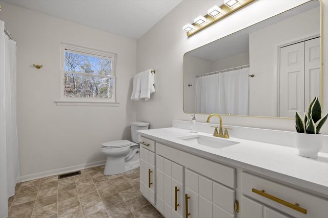 1013 Ambrose Lane, Hixson, TN 37343