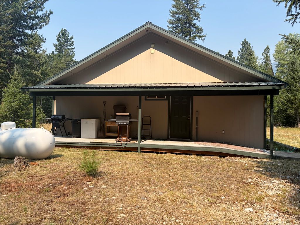 6928 W Fork Rd, Darby, MT 59829 photo 4