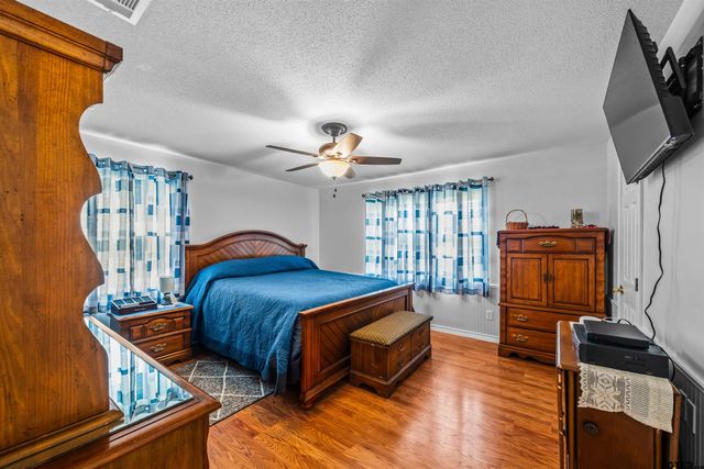 116 Larkspur Ln, Palestine, TX 75803