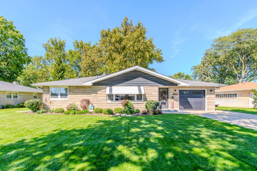 405 Bevan Drive E, Joliet, IL 60435 — exterior