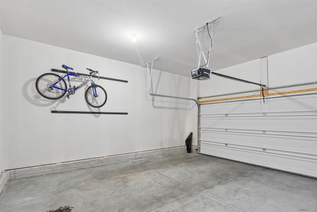 1406 NE Little Beaver Drive, Grimes, IA 50111