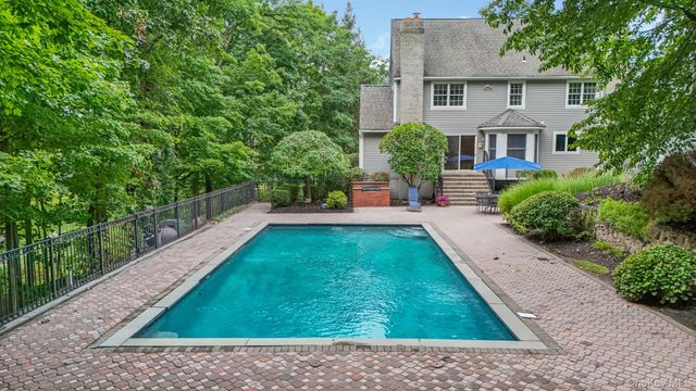 276 Daisy Lane, Carmel, NY 10512