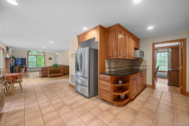 276 Daisy Lane, Carmel, NY 10512