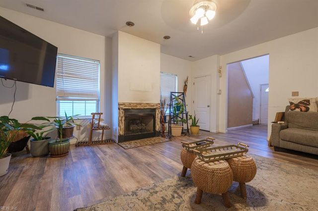 112 Grant ST, Chesapeake, VA 23320