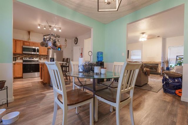 112 Grant ST, Chesapeake, VA 23320
