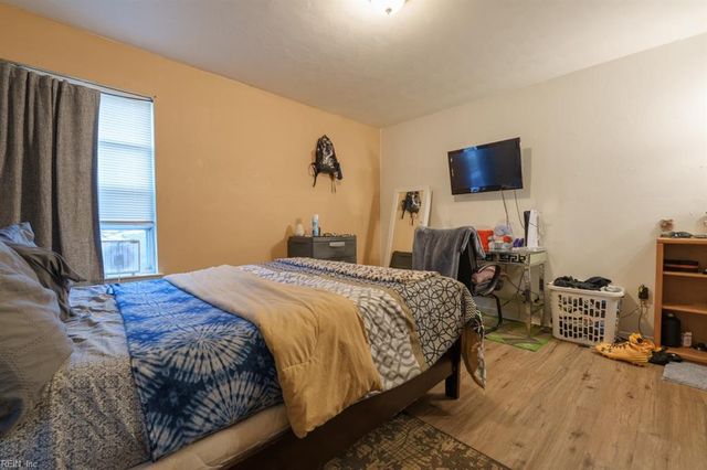 112 Grant ST, Chesapeake, VA 23320