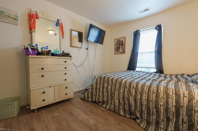 112 Grant ST, Chesapeake, VA 23320