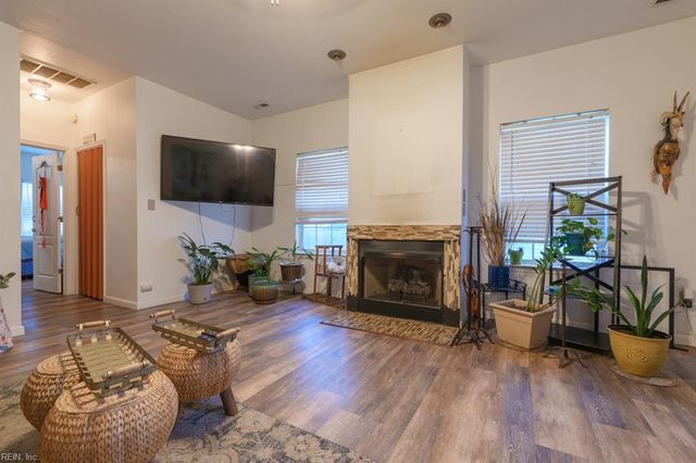 112 Grant ST, Chesapeake, VA 23320
