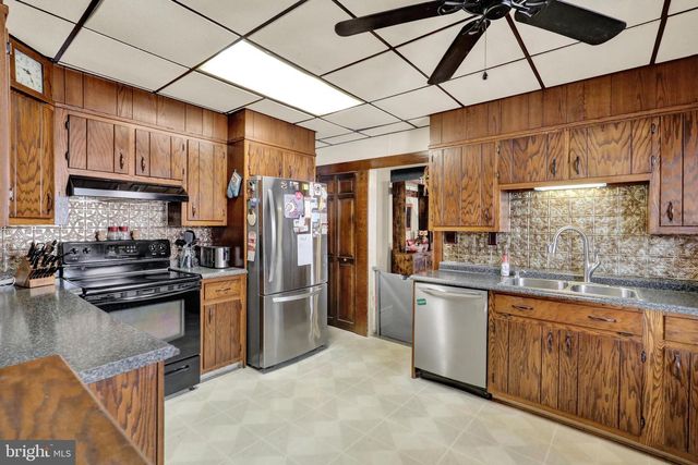 307 N BROBST ST., Shillington, PA 19607