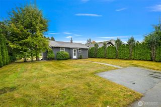 1056 Harrison Avenue, Blaine, WA 98230