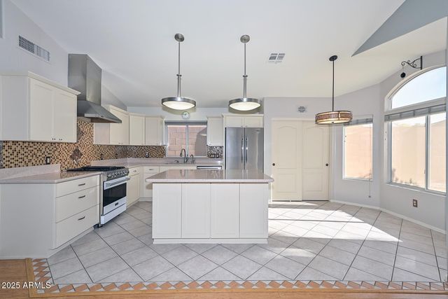 1017 E MONTOYA Lane, Phoenix, AZ 85024