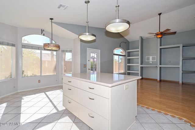 1017 E MONTOYA Lane, Phoenix, AZ 85024