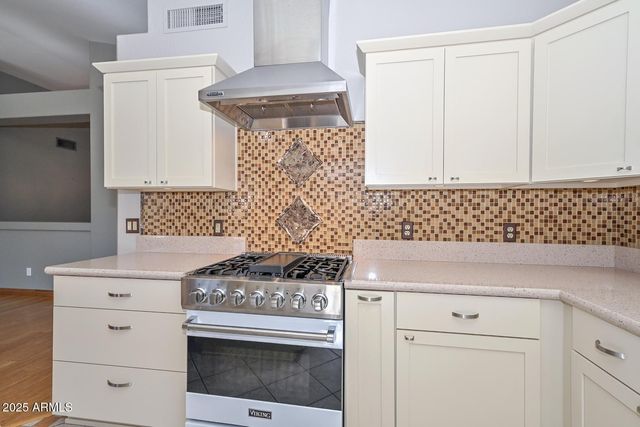 1017 E MONTOYA Lane, Phoenix, AZ 85024