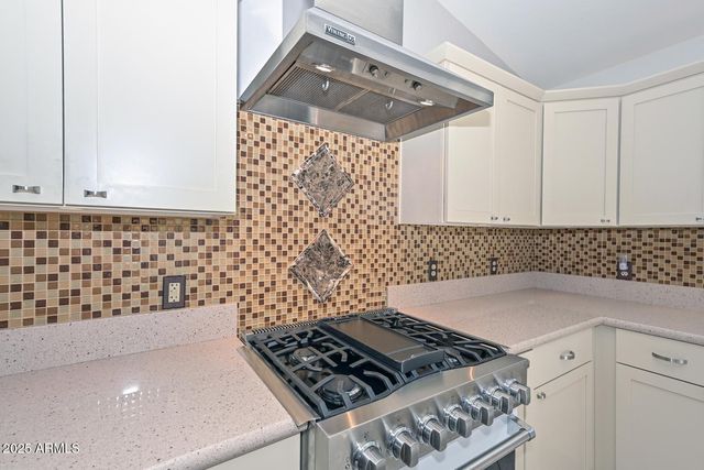 1017 E MONTOYA Lane, Phoenix, AZ 85024