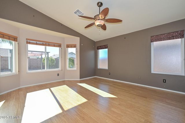 1017 E MONTOYA Lane, Phoenix, AZ 85024