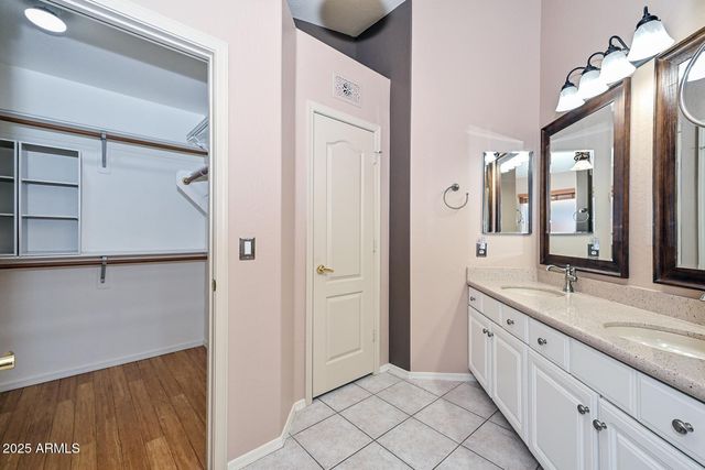 1017 E MONTOYA Lane, Phoenix, AZ 85024