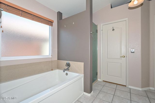 1017 E MONTOYA Lane, Phoenix, AZ 85024