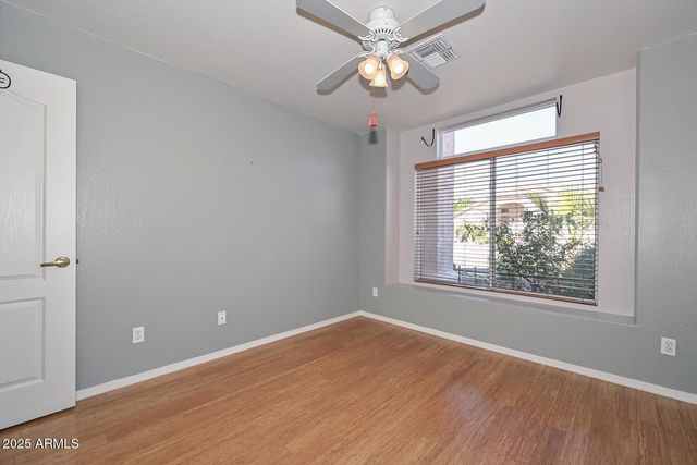 1017 E MONTOYA Lane, Phoenix, AZ 85024