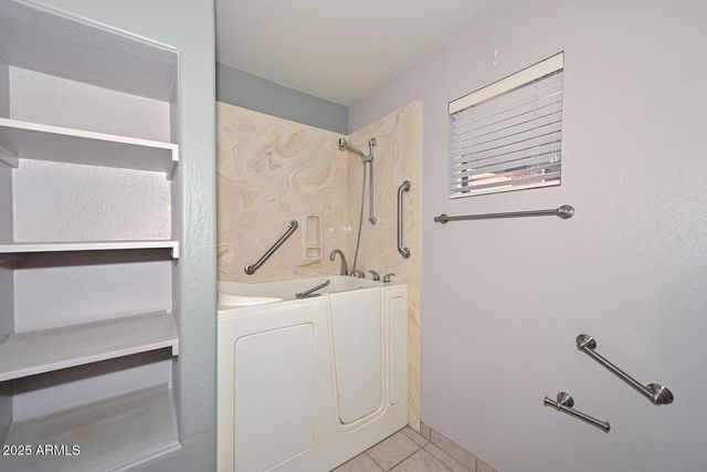 1017 E MONTOYA Lane, Phoenix, AZ 85024