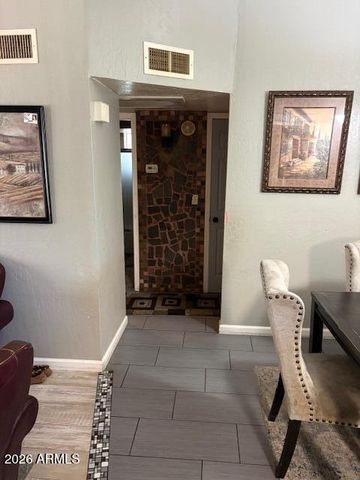 3935 W Willow Avenue, Phoenix, AZ 85029