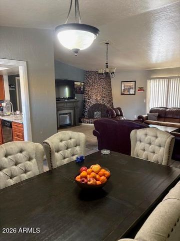 3935 W Willow Avenue, Phoenix, AZ 85029