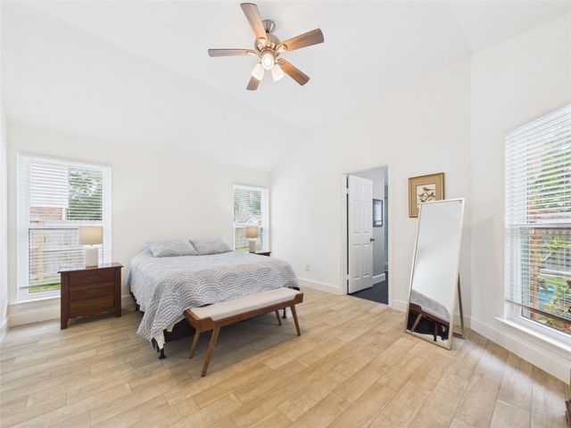 1210 Berkeley Lake Lane, Houston, TX 77062