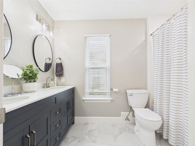 1210 Berkeley Lake Lane, Houston, TX 77062