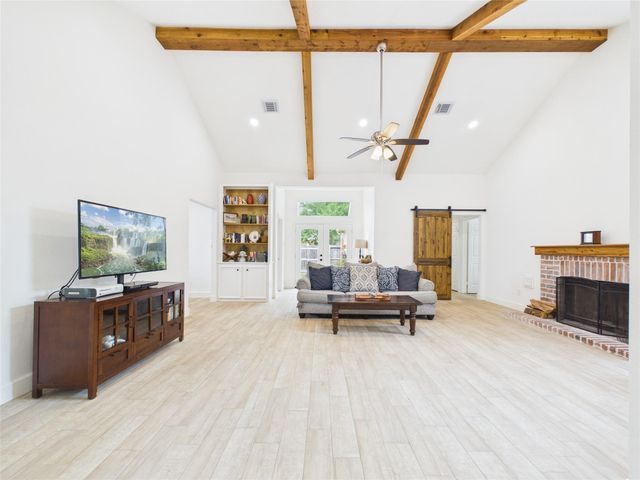 1210 Berkeley Lake Lane, Houston, TX 77062