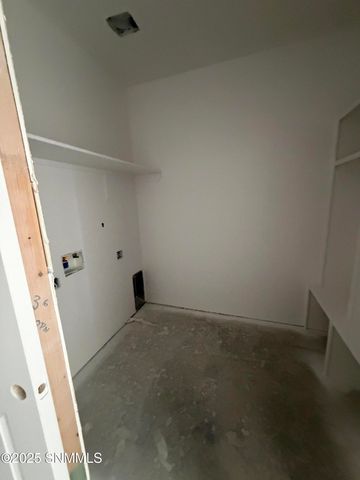 6559 Phoenix St Street, Las Cruces, NM 88012