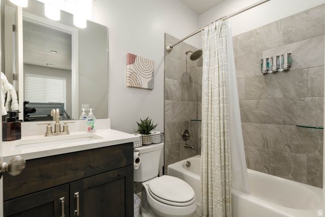 1427 N RUSTICO DR, Washington, UT 84780