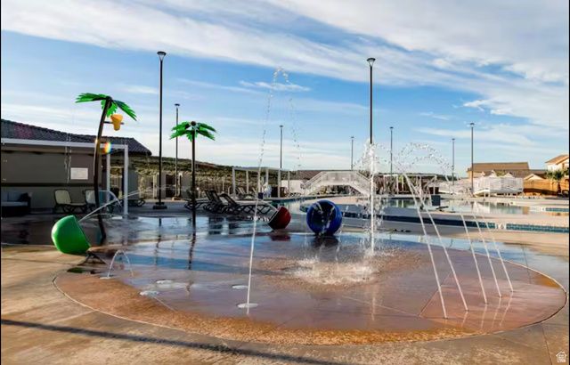 1427 N RUSTICO DR, Washington, UT 84780